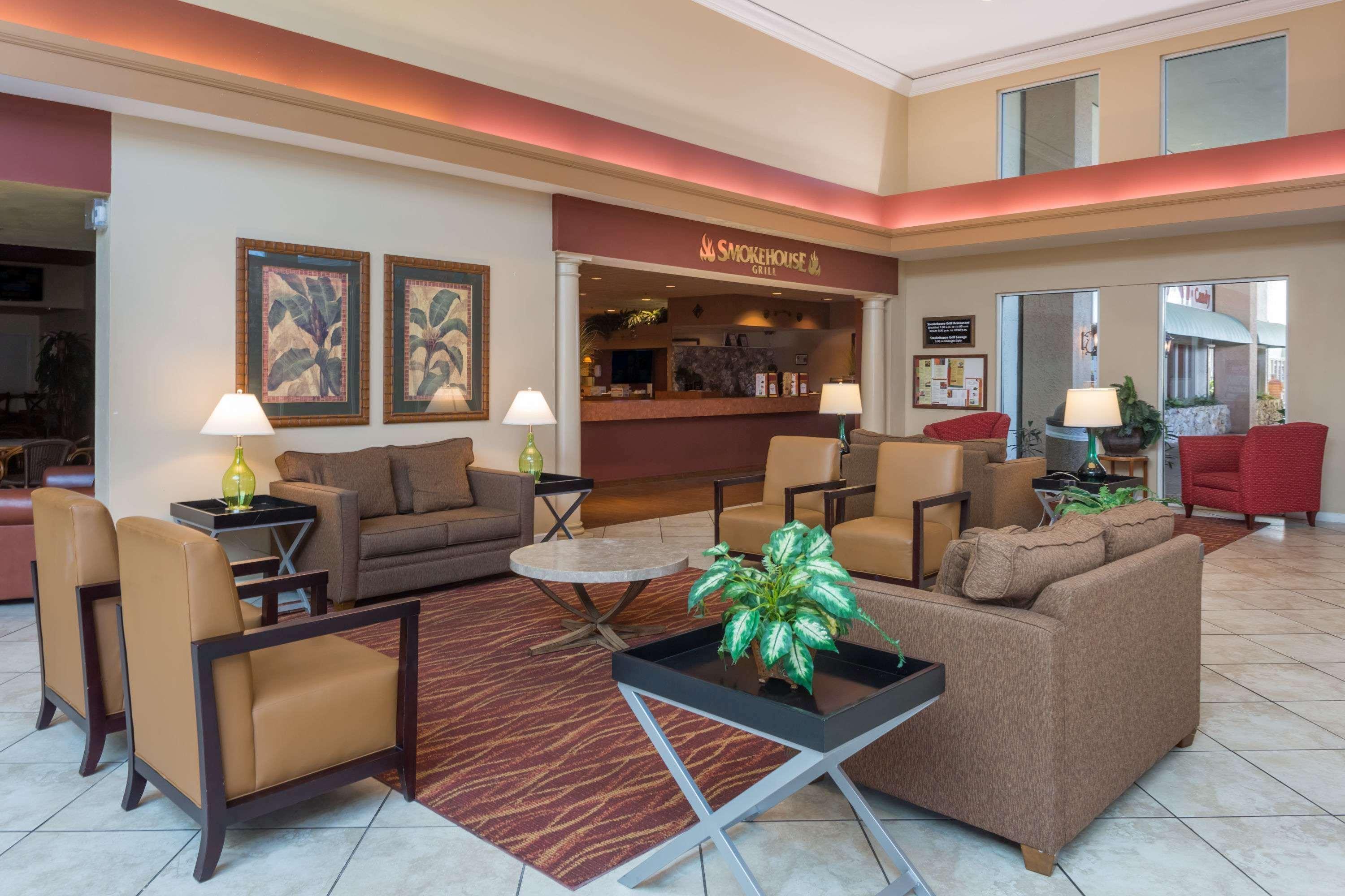 Ramada By Wyndham Kissimmee Gateway - Free Theme Park Shuttle Hotel 3*